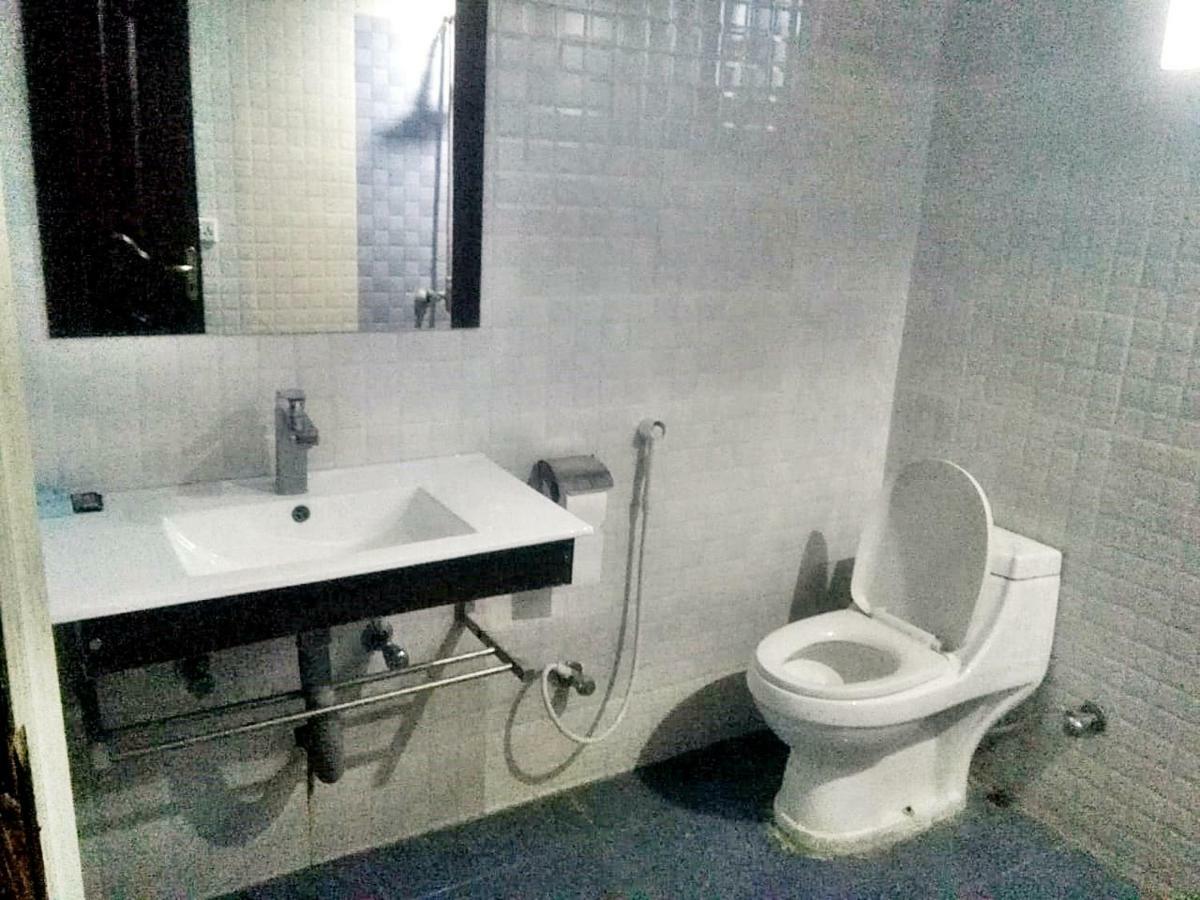 Quick Continental Hotel - Jail Road Lahore Bagian luar foto